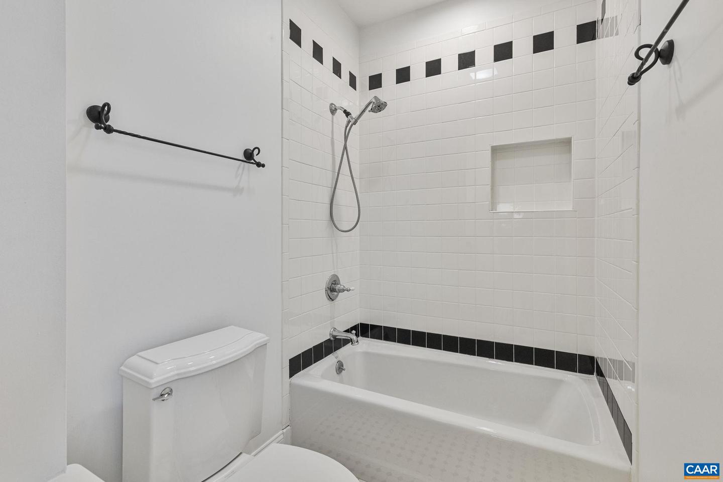 2556 SUMMIT RIDGE TRL, CHARLOTTESVILLE, Virginia 22911, 4 Bedrooms Bedrooms, ,4 BathroomsBathrooms,Residential,For sale,2556 SUMMIT RIDGE TRL,665676 MLS # 665676