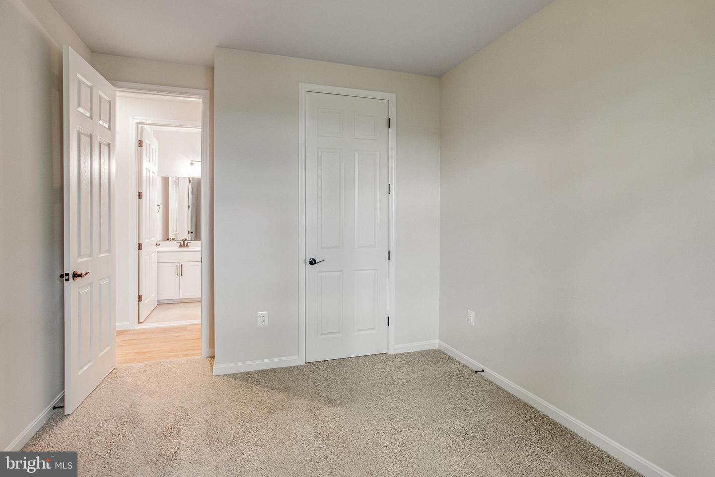 7082 BRAXTON CT, RUTHER GLEN, Virginia 22546, 1 Bedroom Bedrooms, ,2 BathroomsBathrooms,Residential,For sale,7082 BRAXTON CT,VACV2008312 MLS # VACV2008312