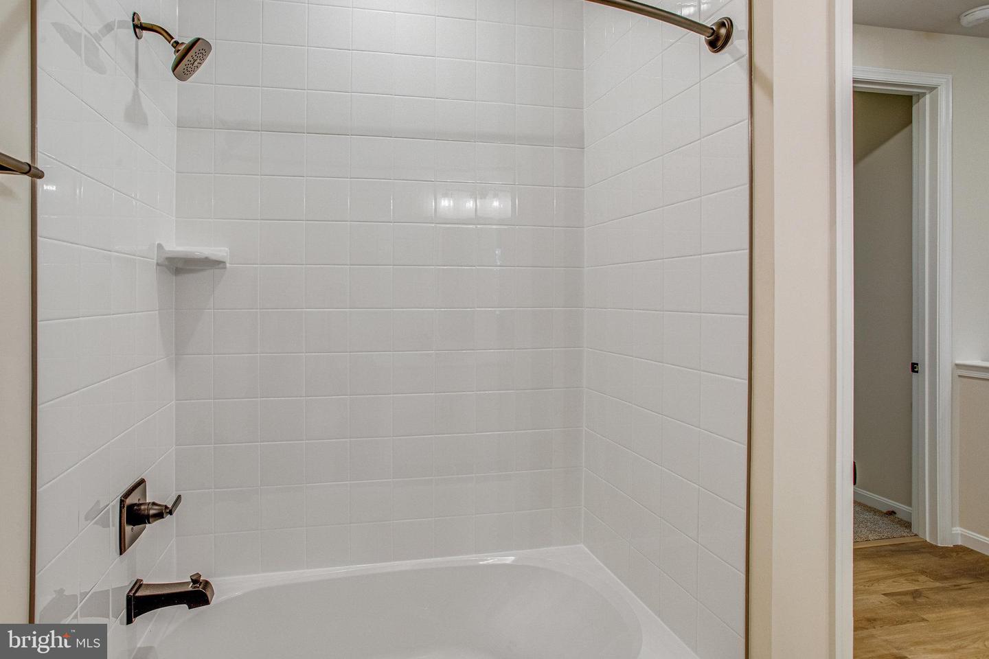 7082 BRAXTON CT, RUTHER GLEN, Virginia 22546, 1 Bedroom Bedrooms, ,2 BathroomsBathrooms,Residential,For sale,7082 BRAXTON CT,VACV2008312 MLS # VACV2008312