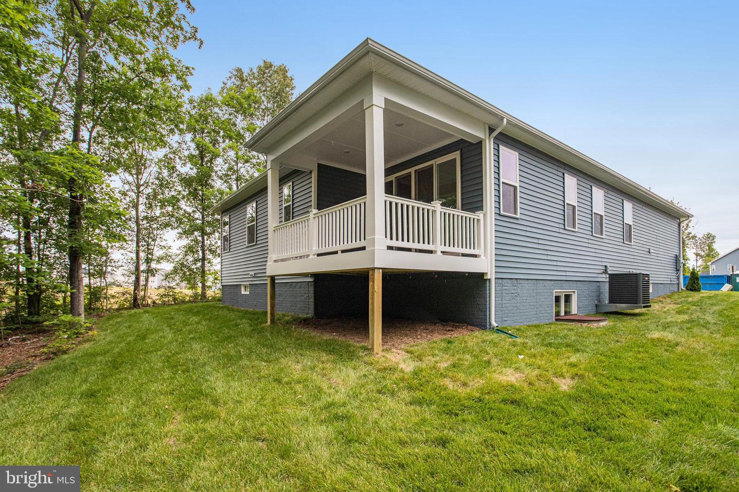 7082 BRAXTON CT, RUTHER GLEN, Virginia 22546, 1 Bedroom Bedrooms, ,2 BathroomsBathrooms,Residential,For sale,7082 BRAXTON CT,VACV2008312 MLS # VACV2008312