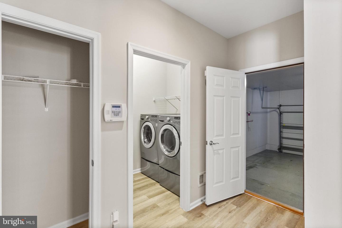 23554 CHRISTINA RIDGE SQ, ASHBURN, Virginia 20148, 4 Bedrooms Bedrooms, ,3 BathroomsBathrooms,Residential,For sale,23554 CHRISTINA RIDGE SQ,VALO2099488 MLS # VALO2099488