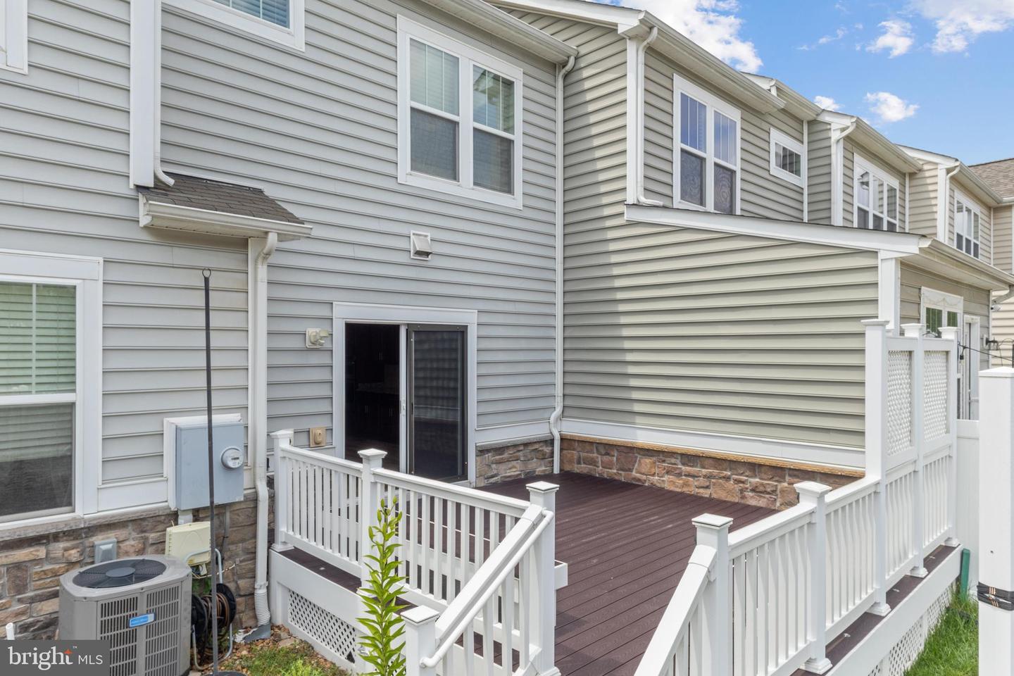 23554 CHRISTINA RIDGE SQ, ASHBURN, Virginia 20148, 4 Bedrooms Bedrooms, ,3 BathroomsBathrooms,Residential,For sale,23554 CHRISTINA RIDGE SQ,VALO2099488 MLS # VALO2099488