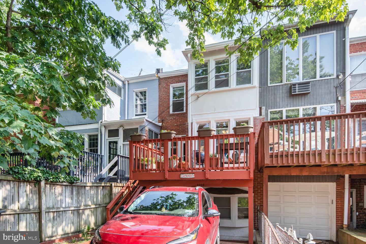 3905 BENTON ST NW, WASHINGTON, District Of Columbia 20007, 4 Bedrooms Bedrooms, ,3 BathroomsBathrooms,Residential,For sale,3905 BENTON ST NW,DCDC2205472 MLS # DCDC2205472
