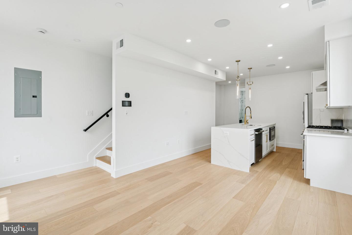 636 EDGEWOOD ST NE #A, WASHINGTON, District Of Columbia 20017, 3 Bedrooms Bedrooms, ,2 BathroomsBathrooms,Residential,For sale,636 EDGEWOOD ST NE #A,DCDC2205504 MLS # DCDC2205504