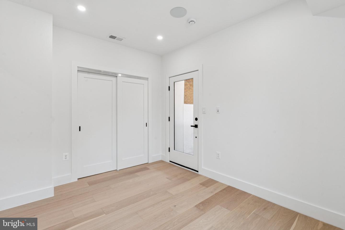 636 EDGEWOOD ST NE #B, WASHINGTON, District Of Columbia 20017, 3 Bedrooms Bedrooms, ,2 BathroomsBathrooms,Residential,For sale,636 EDGEWOOD ST NE #B,DCDC2205508 MLS # DCDC2205508