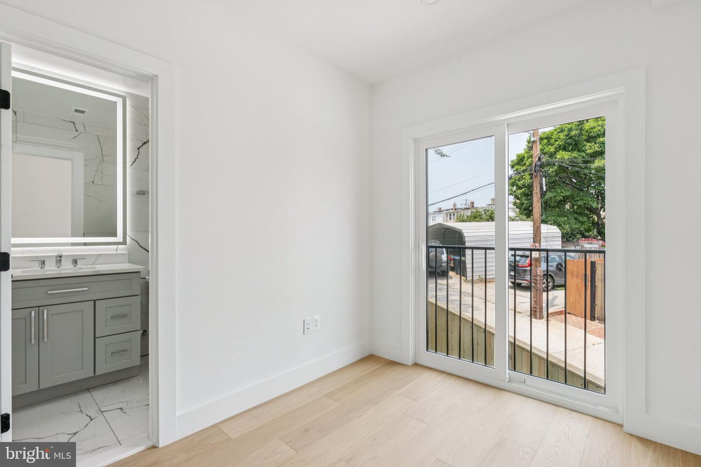636 EDGEWOOD ST NE #B, WASHINGTON, District Of Columbia 20017, 3 Bedrooms Bedrooms, ,2 BathroomsBathrooms,Residential,For sale,636 EDGEWOOD ST NE #B,DCDC2205508 MLS # DCDC2205508