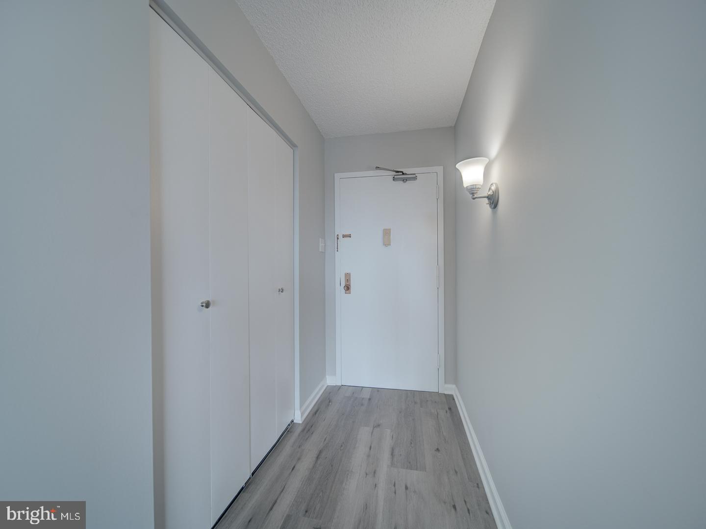 5300 HOLMES RUN PKWY #709, ALEXANDRIA, Virginia 22304, 2 Bedrooms Bedrooms, ,2 BathroomsBathrooms,Residential,For sale,5300 HOLMES RUN PKWY #709,VAAX2046490 MLS # VAAX2046490