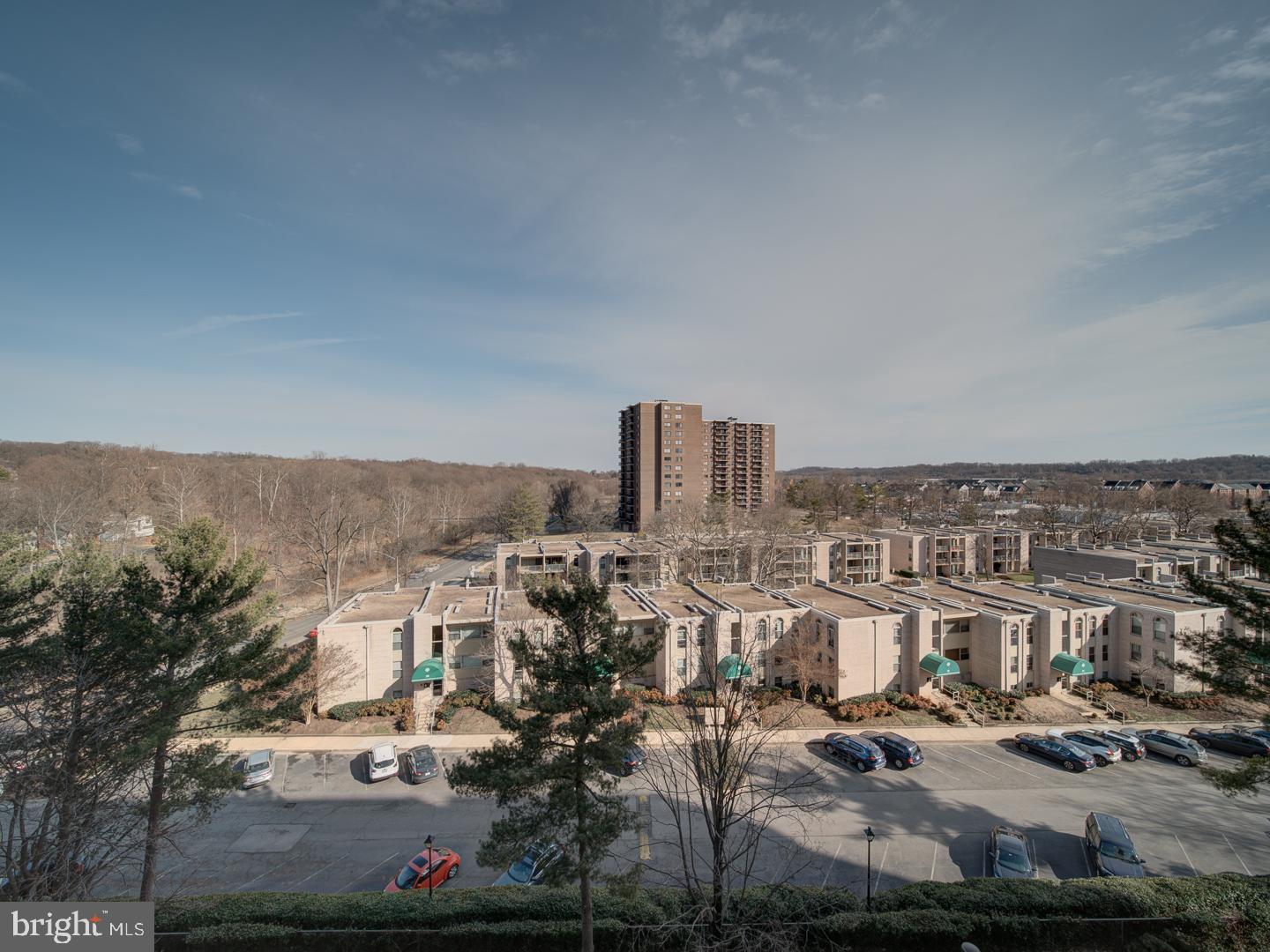 5300 HOLMES RUN PKWY #709, ALEXANDRIA, Virginia 22304, 2 Bedrooms Bedrooms, ,2 BathroomsBathrooms,Residential,For sale,5300 HOLMES RUN PKWY #709,VAAX2046490 MLS # VAAX2046490