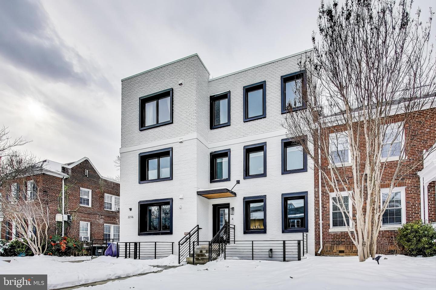 2216 40TH PL NW #2, WASHINGTON, District Of Columbia 20007, 2 Bedrooms Bedrooms, ,2 BathroomsBathrooms,Residential,For sale,2216 40TH PL NW #2,DCDC2205630 MLS # DCDC2205630