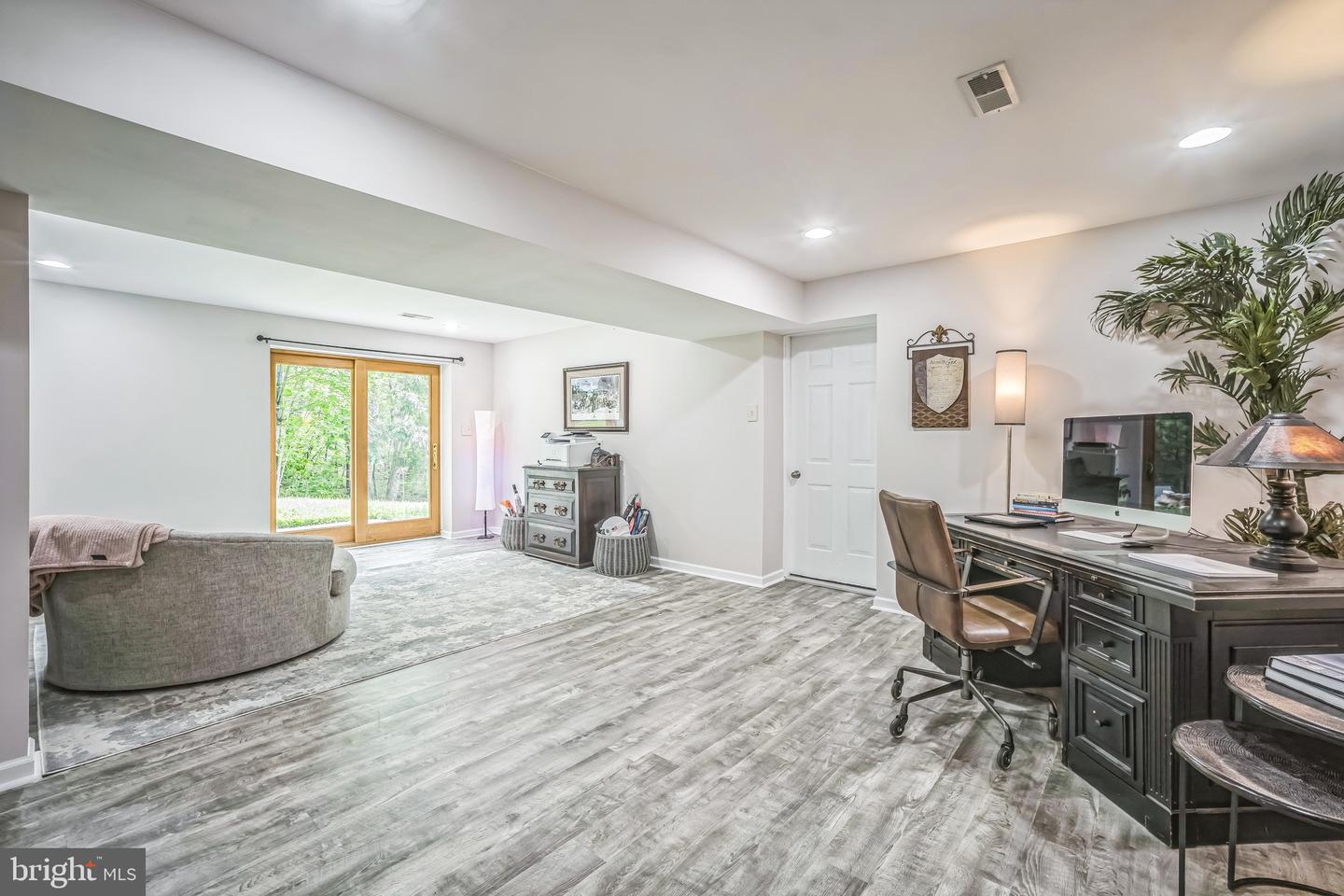 16206 TIFFANY LN, HAYMARKET, Virginia 20169, 3 Bedrooms Bedrooms, ,2 BathroomsBathrooms,Residential,For sale,16206 TIFFANY LN,VAPW2097004 MLS # VAPW2097004