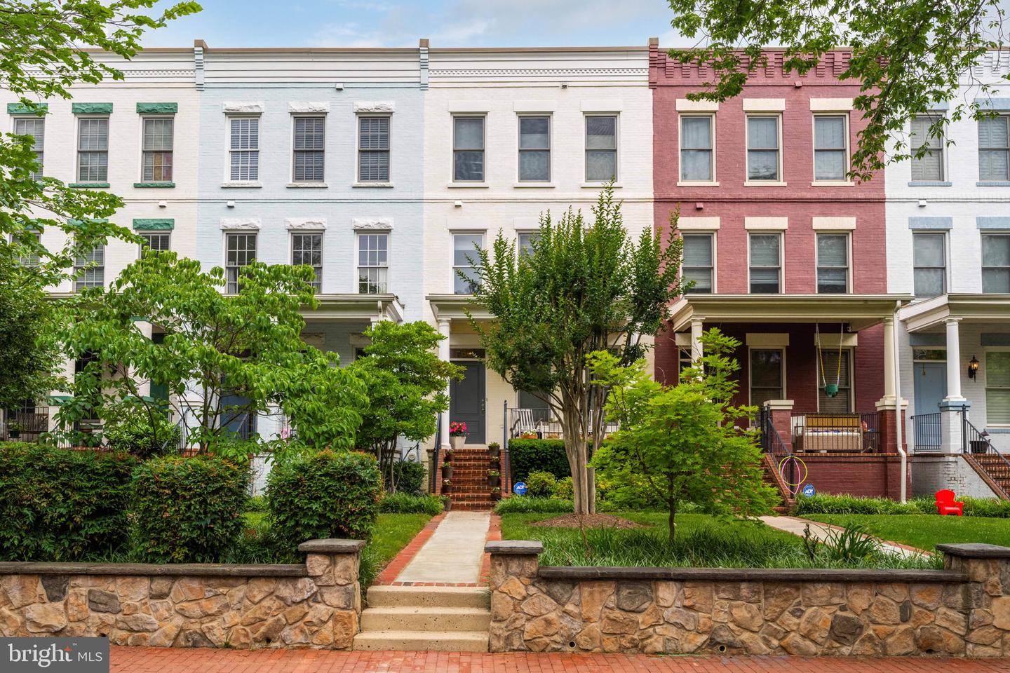 1342 SOUTH CAROLINA AVE SE, WASHINGTON, District Of Columbia 20003, 3 Bedrooms Bedrooms, ,2 BathroomsBathrooms,Residential,For sale,1342 SOUTH CAROLINA AVE SE,DCDC2205674 MLS # DCDC2205674