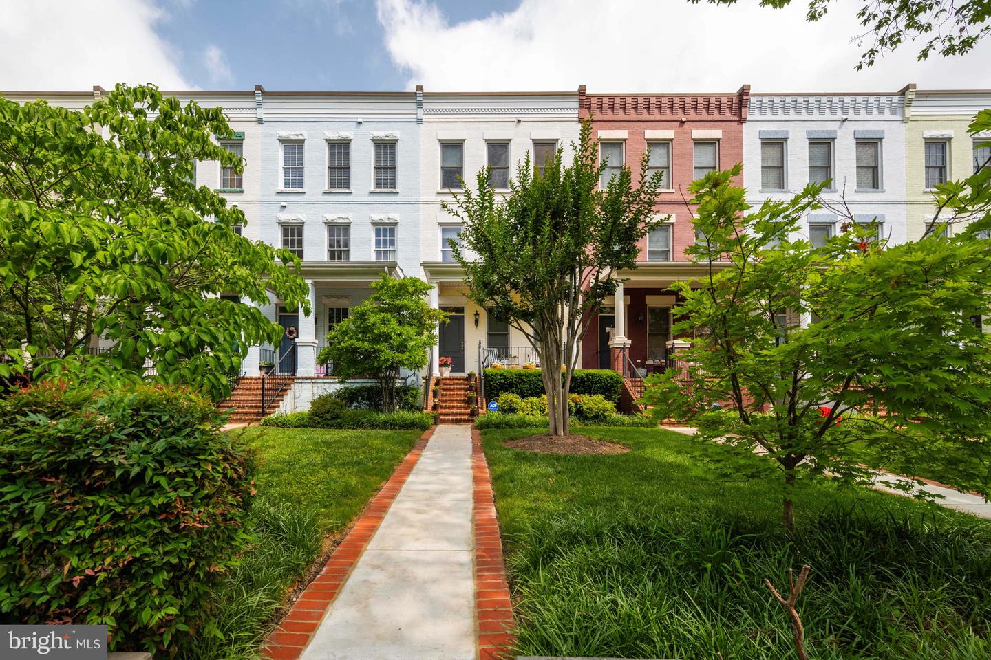 1342 SOUTH CAROLINA AVE SE, WASHINGTON, District Of Columbia 20003, 3 Bedrooms Bedrooms, ,2 BathroomsBathrooms,Residential,For sale,1342 SOUTH CAROLINA AVE SE,DCDC2205674 MLS # DCDC2205674