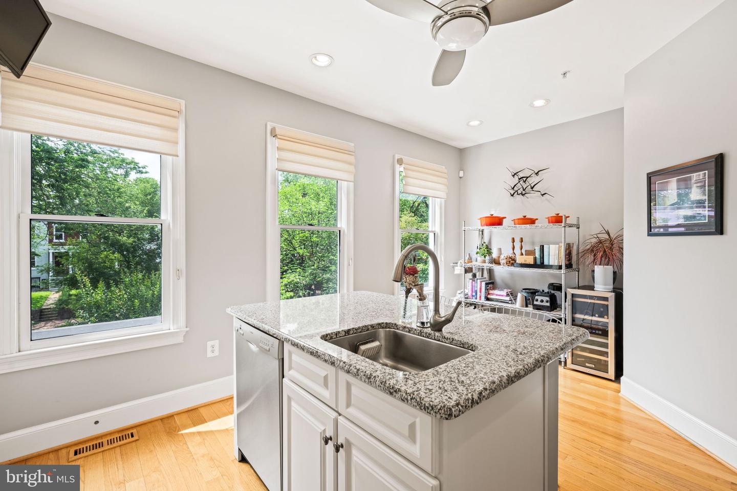 1342 SOUTH CAROLINA AVE SE, WASHINGTON, District Of Columbia 20003, 3 Bedrooms Bedrooms, ,2 BathroomsBathrooms,Residential,For sale,1342 SOUTH CAROLINA AVE SE,DCDC2205674 MLS # DCDC2205674