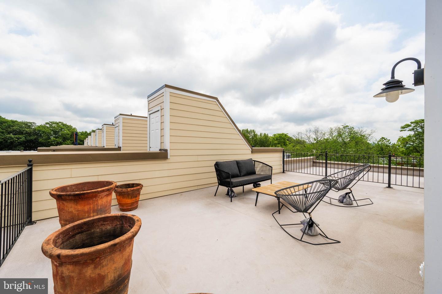 1342 SOUTH CAROLINA AVE SE, WASHINGTON, District Of Columbia 20003, 3 Bedrooms Bedrooms, ,2 BathroomsBathrooms,Residential,For sale,1342 SOUTH CAROLINA AVE SE,DCDC2205674 MLS # DCDC2205674