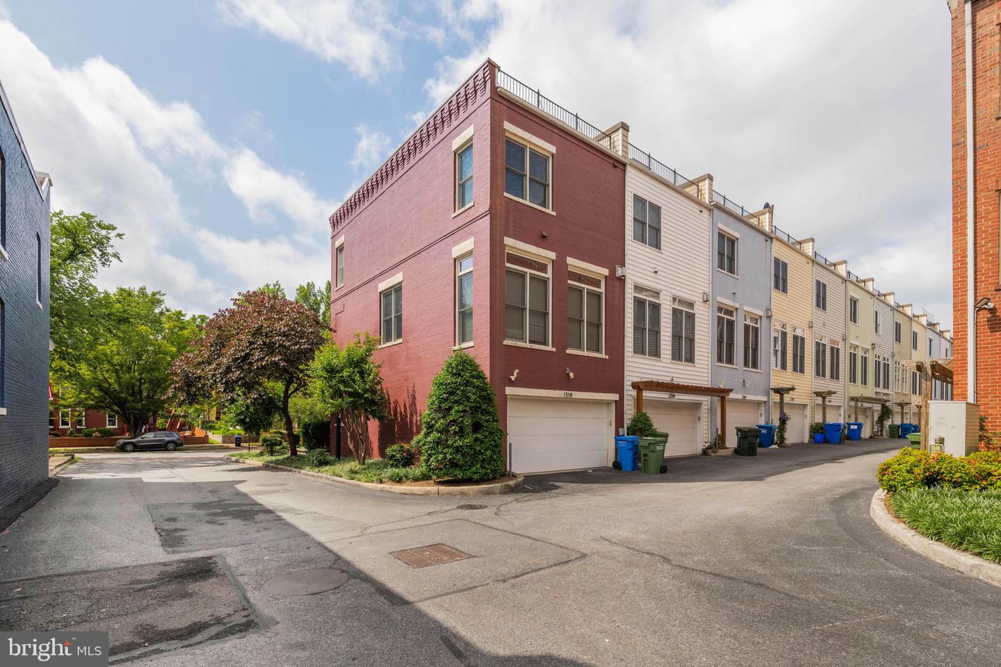 1342 SOUTH CAROLINA AVE SE, WASHINGTON, District Of Columbia 20003, 3 Bedrooms Bedrooms, ,2 BathroomsBathrooms,Residential,For sale,1342 SOUTH CAROLINA AVE SE,DCDC2205674 MLS # DCDC2205674