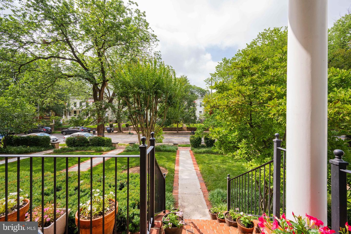 1342 SOUTH CAROLINA AVE SE, WASHINGTON, District Of Columbia 20003, 3 Bedrooms Bedrooms, ,2 BathroomsBathrooms,Residential,For sale,1342 SOUTH CAROLINA AVE SE,DCDC2205674 MLS # DCDC2205674