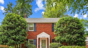 6105 BROOK DR, FALLS CHURCH, Virginia 22044, 4 Bedrooms Bedrooms, ,2 BathroomsBathrooms,Residential,For sale,6105 BROOK DR,VAFX2247398 MLS # VAFX2247398