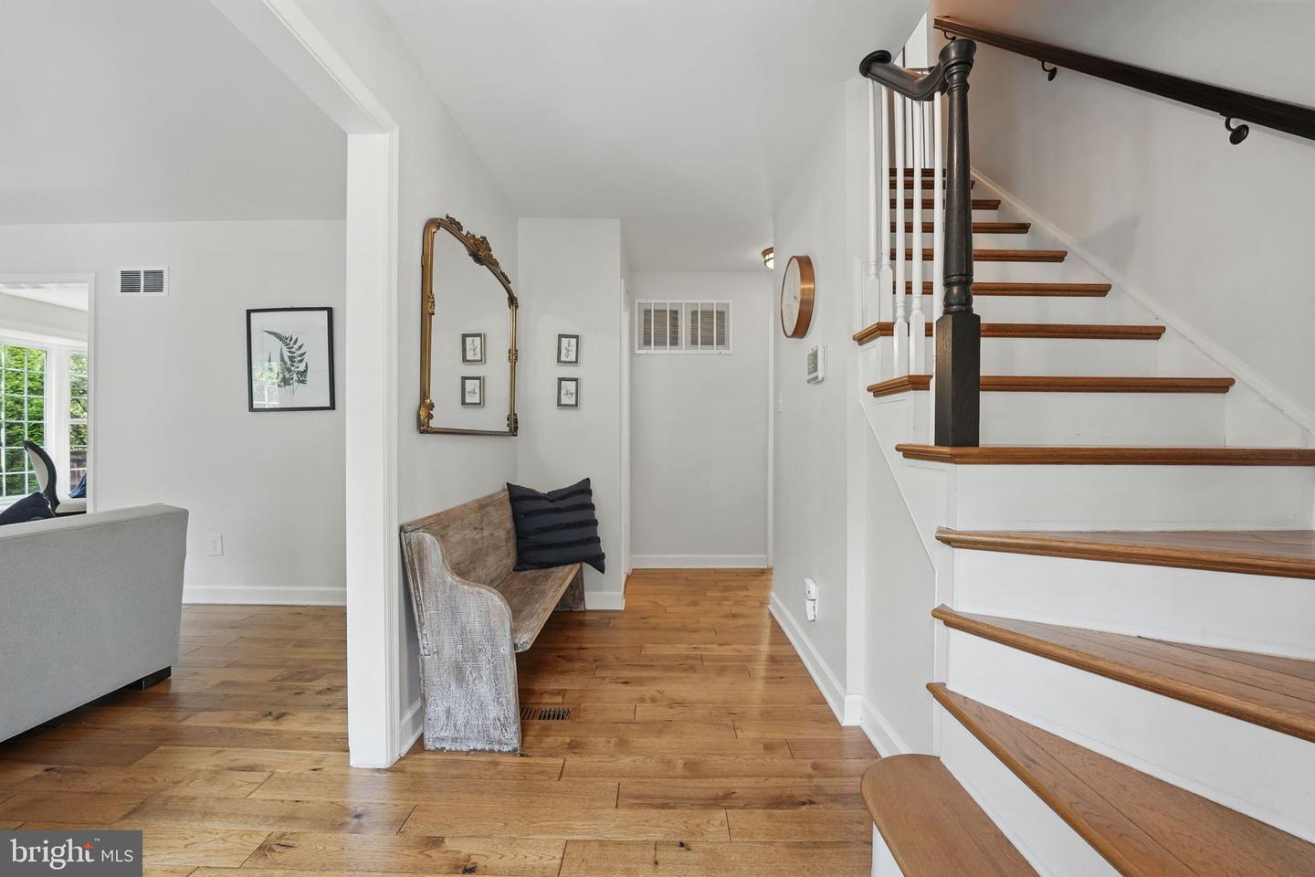 6134 LONG MEADOW RD, MCLEAN, Virginia 22101, 4 Bedrooms Bedrooms, ,2 BathroomsBathrooms,Residential,For sale,6134 LONG MEADOW RD,VAFX2247414 MLS # VAFX2247414