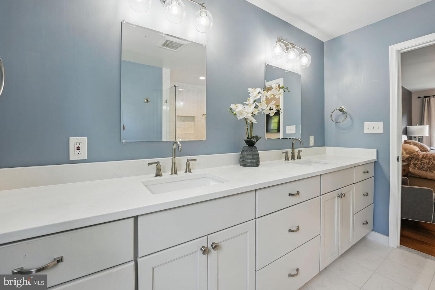 6134 LONG MEADOW RD, MCLEAN, Virginia 22101, 4 Bedrooms Bedrooms, ,2 BathroomsBathrooms,Residential,For sale,6134 LONG MEADOW RD,VAFX2247414 MLS # VAFX2247414