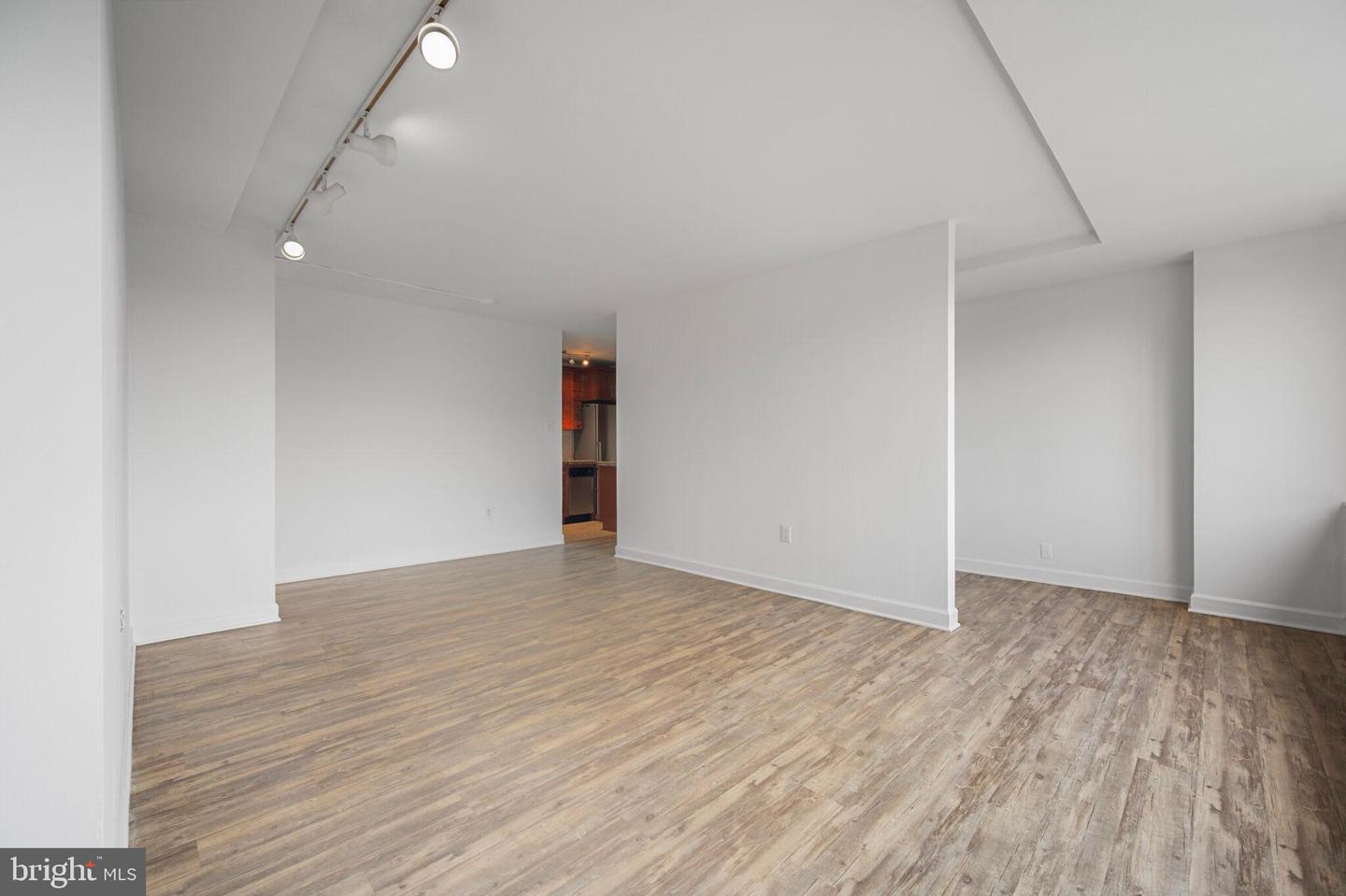 1111 ARLINGTON BLVD #707, ARLINGTON, Virginia 22209, 1 Bedroom Bedrooms, ,1 BathroomBathrooms,Residential,For sale,1111 ARLINGTON BLVD #707,VAAR2059204 MLS # VAAR2059204