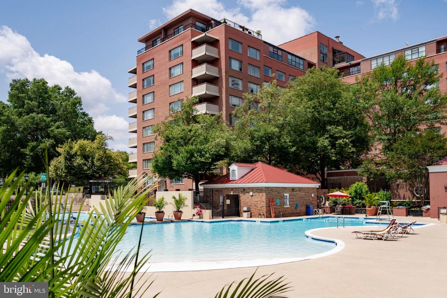 1111 ARLINGTON BLVD #707, ARLINGTON, Virginia 22209, 1 Bedroom Bedrooms, ,1 BathroomBathrooms,Residential,For sale,1111 ARLINGTON BLVD #707,VAAR2059204 MLS # VAAR2059204