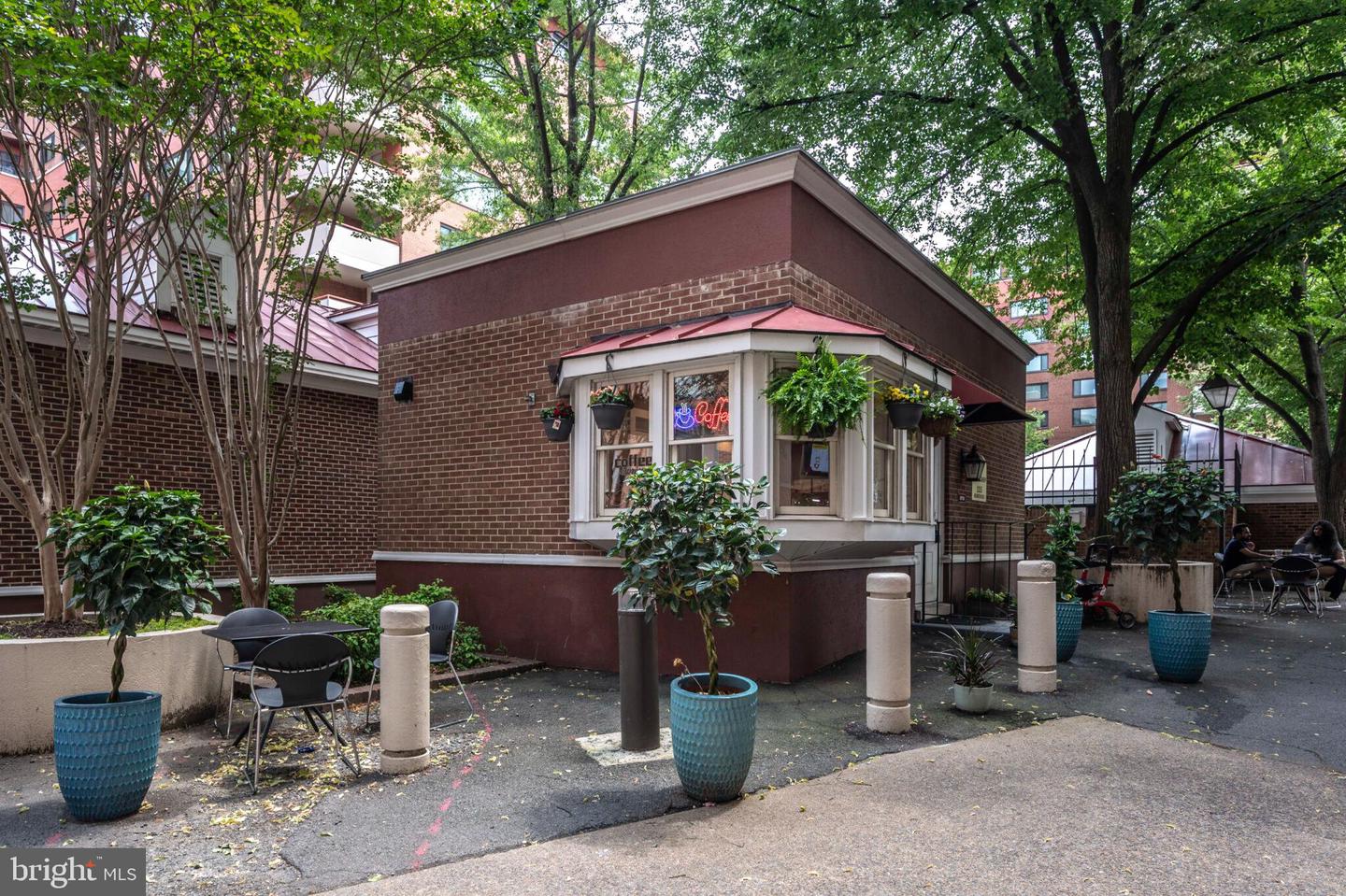 1111 ARLINGTON BLVD #707, ARLINGTON, Virginia 22209, 1 Bedroom Bedrooms, ,1 BathroomBathrooms,Residential,For sale,1111 ARLINGTON BLVD #707,VAAR2059204 MLS # VAAR2059204