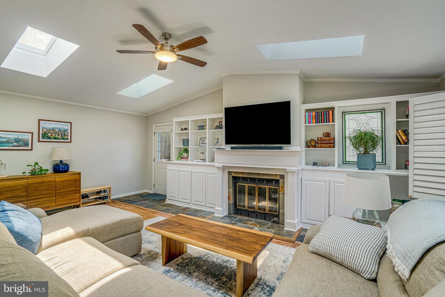 3817 LARCHWOOD RD, FALLS CHURCH, Virginia 22041, 3 Bedrooms Bedrooms, ,2 BathroomsBathrooms,Residential,For sale,3817 LARCHWOOD RD,VAFX2247430 MLS # VAFX2247430