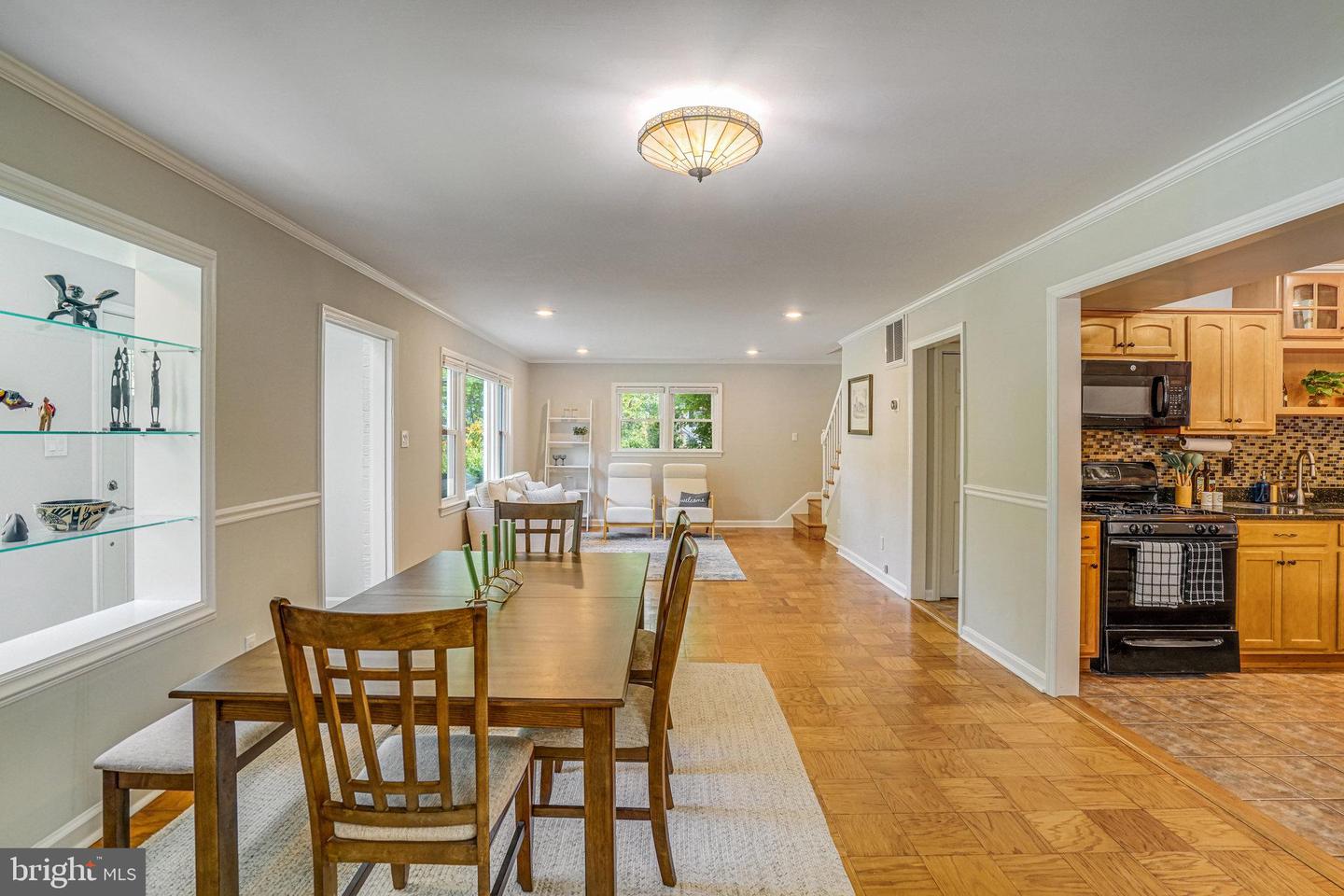 3817 LARCHWOOD RD, FALLS CHURCH, Virginia 22041, 3 Bedrooms Bedrooms, ,2 BathroomsBathrooms,Residential,For sale,3817 LARCHWOOD RD,VAFX2247430 MLS # VAFX2247430