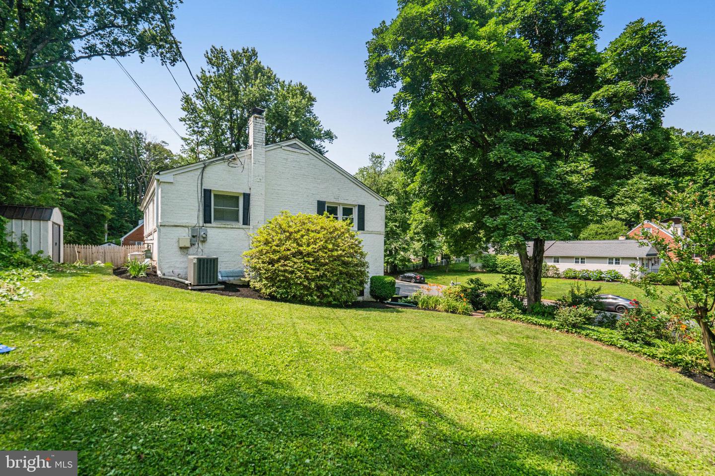3817 LARCHWOOD RD, FALLS CHURCH, Virginia 22041, 3 Bedrooms Bedrooms, ,2 BathroomsBathrooms,Residential,For sale,3817 LARCHWOOD RD,VAFX2247430 MLS # VAFX2247430