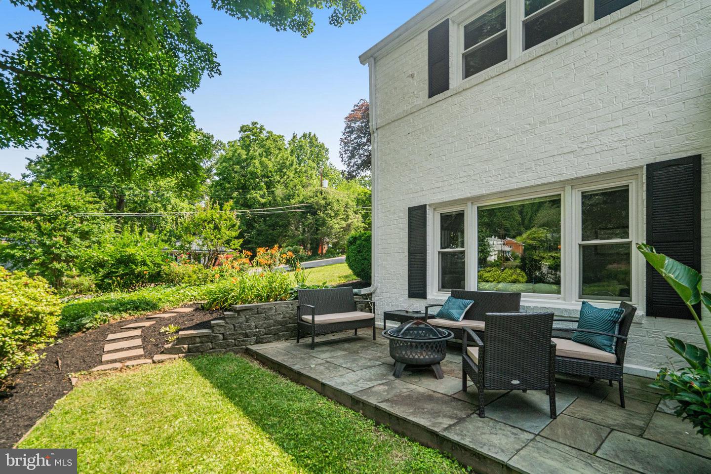 3817 LARCHWOOD RD, FALLS CHURCH, Virginia 22041, 3 Bedrooms Bedrooms, ,2 BathroomsBathrooms,Residential,For sale,3817 LARCHWOOD RD,VAFX2247430 MLS # VAFX2247430