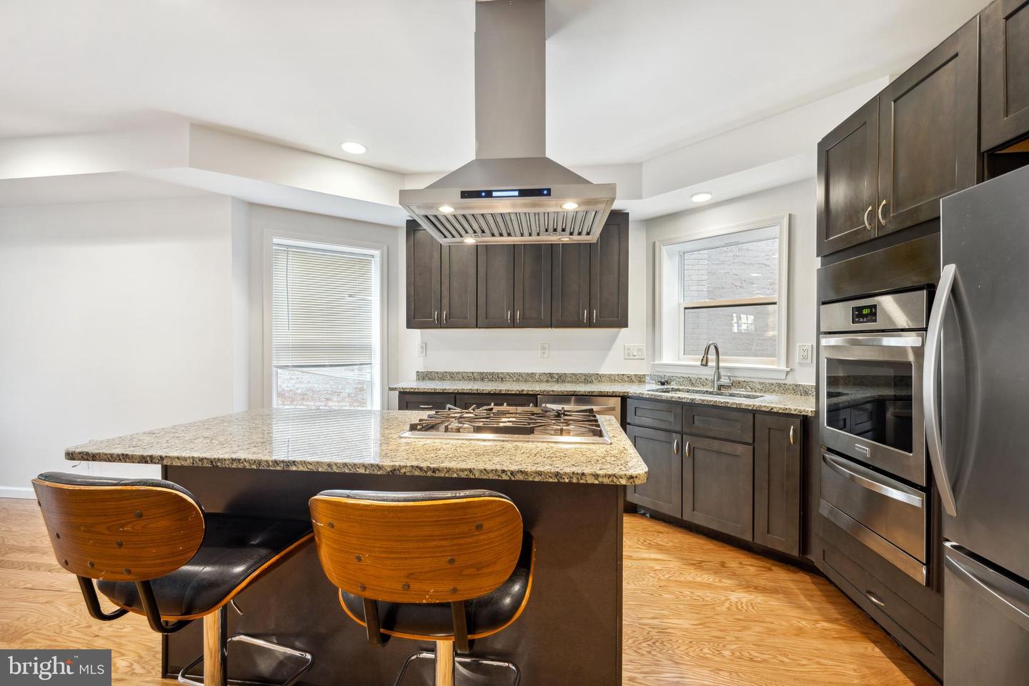 760 GRESHAM PL NW, WASHINGTON, District Of Columbia 20001, 5 Bedrooms Bedrooms, ,4 BathroomsBathrooms,Residential,For sale,760 GRESHAM PL NW,DCDC2205718 MLS # DCDC2205718