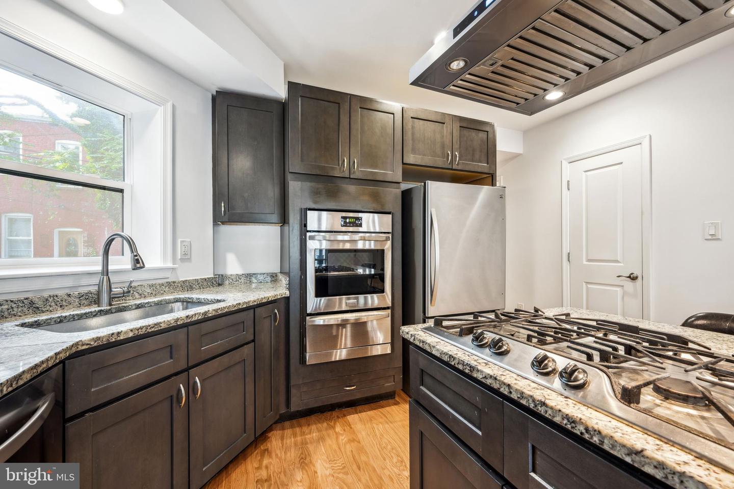760 GRESHAM PL NW, WASHINGTON, District Of Columbia 20001, 5 Bedrooms Bedrooms, ,4 BathroomsBathrooms,Residential,For sale,760 GRESHAM PL NW,DCDC2205718 MLS # DCDC2205718