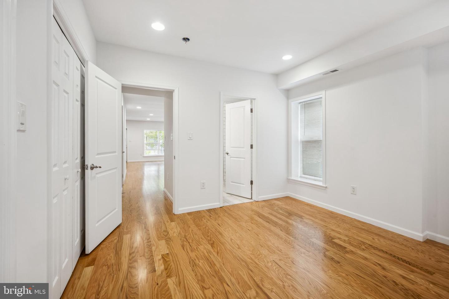 760 GRESHAM PL NW, WASHINGTON, District Of Columbia 20001, 5 Bedrooms Bedrooms, ,4 BathroomsBathrooms,Residential,For sale,760 GRESHAM PL NW,DCDC2205718 MLS # DCDC2205718