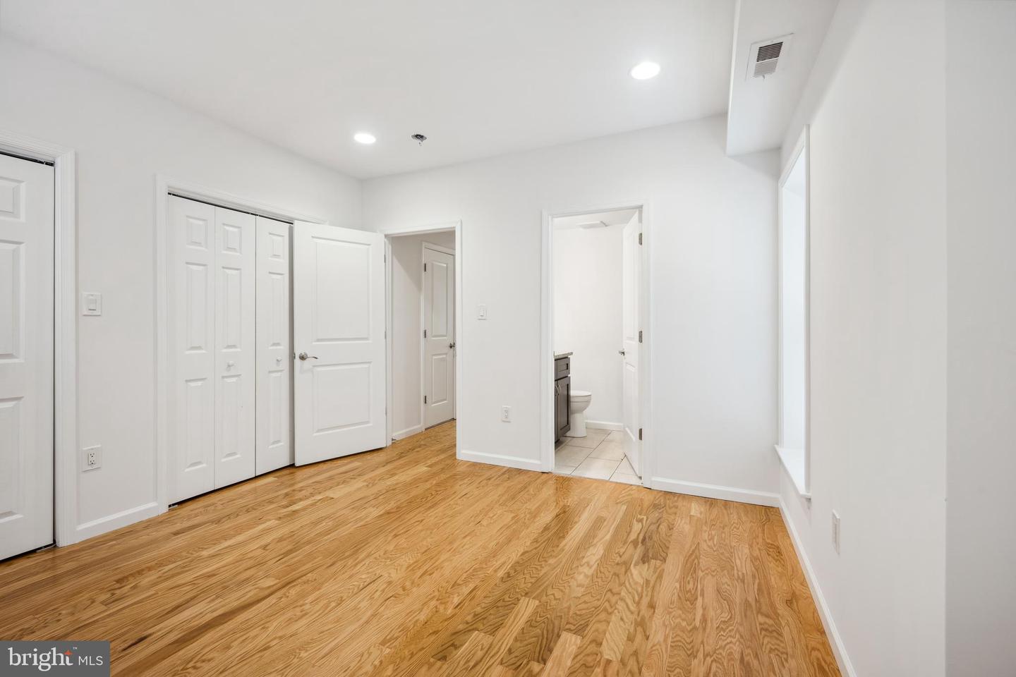 760 GRESHAM PL NW, WASHINGTON, District Of Columbia 20001, 5 Bedrooms Bedrooms, ,4 BathroomsBathrooms,Residential,For sale,760 GRESHAM PL NW,DCDC2205718 MLS # DCDC2205718