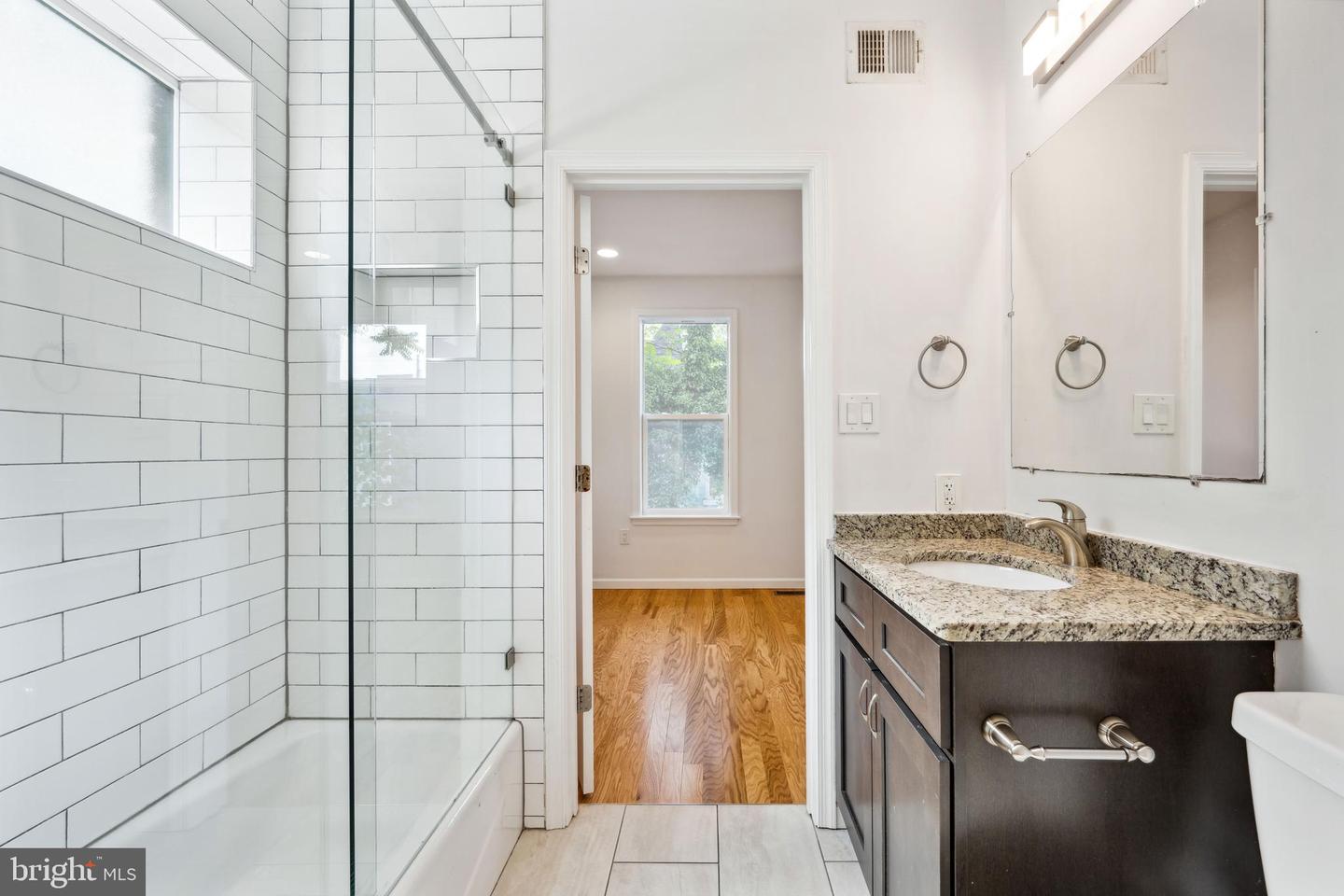 760 GRESHAM PL NW, WASHINGTON, District Of Columbia 20001, 5 Bedrooms Bedrooms, ,4 BathroomsBathrooms,Residential,For sale,760 GRESHAM PL NW,DCDC2205718 MLS # DCDC2205718