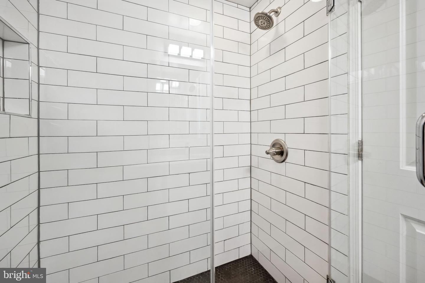 760 GRESHAM PL NW, WASHINGTON, District Of Columbia 20001, 5 Bedrooms Bedrooms, ,4 BathroomsBathrooms,Residential,For sale,760 GRESHAM PL NW,DCDC2205718 MLS # DCDC2205718