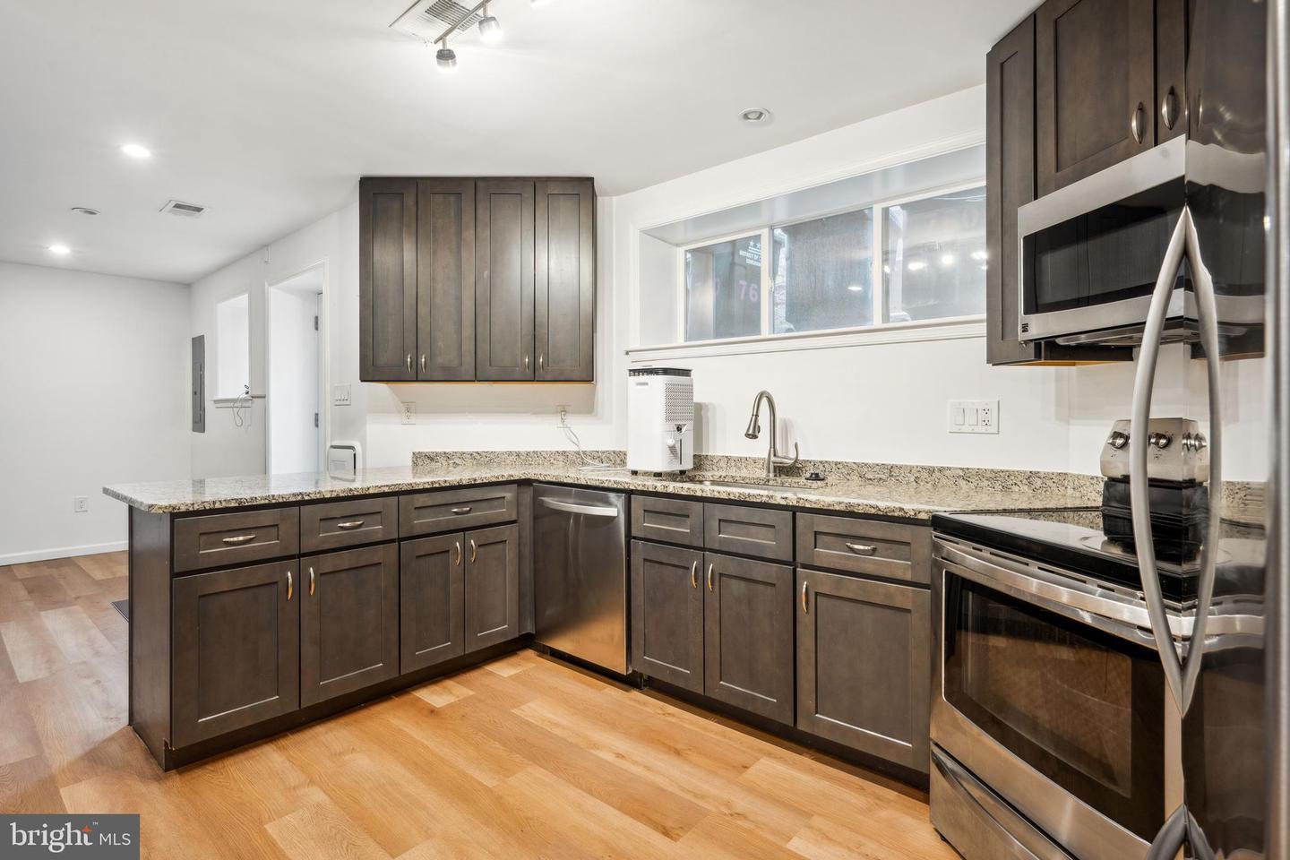 760 GRESHAM PL NW, WASHINGTON, District Of Columbia 20001, 5 Bedrooms Bedrooms, ,4 BathroomsBathrooms,Residential,For sale,760 GRESHAM PL NW,DCDC2205718 MLS # DCDC2205718