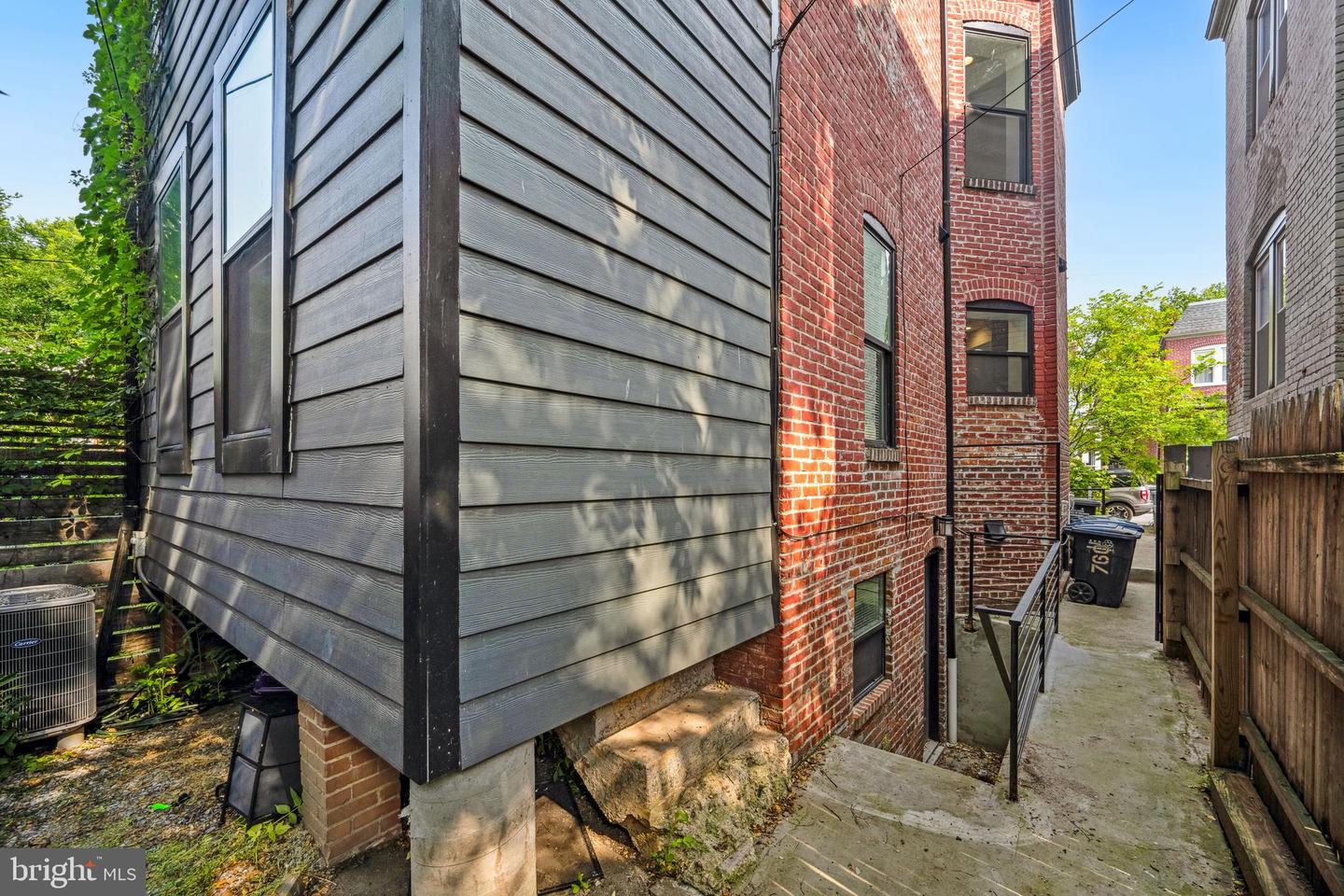 760 GRESHAM PL NW, WASHINGTON, District Of Columbia 20001, 5 Bedrooms Bedrooms, ,4 BathroomsBathrooms,Residential,For sale,760 GRESHAM PL NW,DCDC2205718 MLS # DCDC2205718