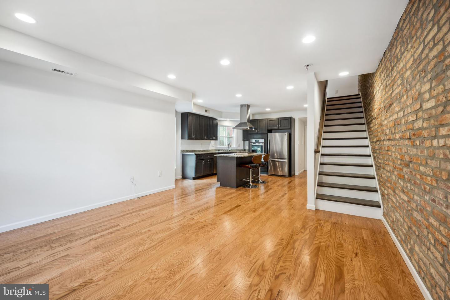 760 GRESHAM PL NW, WASHINGTON, District Of Columbia 20001, 5 Bedrooms Bedrooms, ,4 BathroomsBathrooms,Residential,For sale,760 GRESHAM PL NW,DCDC2205718 MLS # DCDC2205718