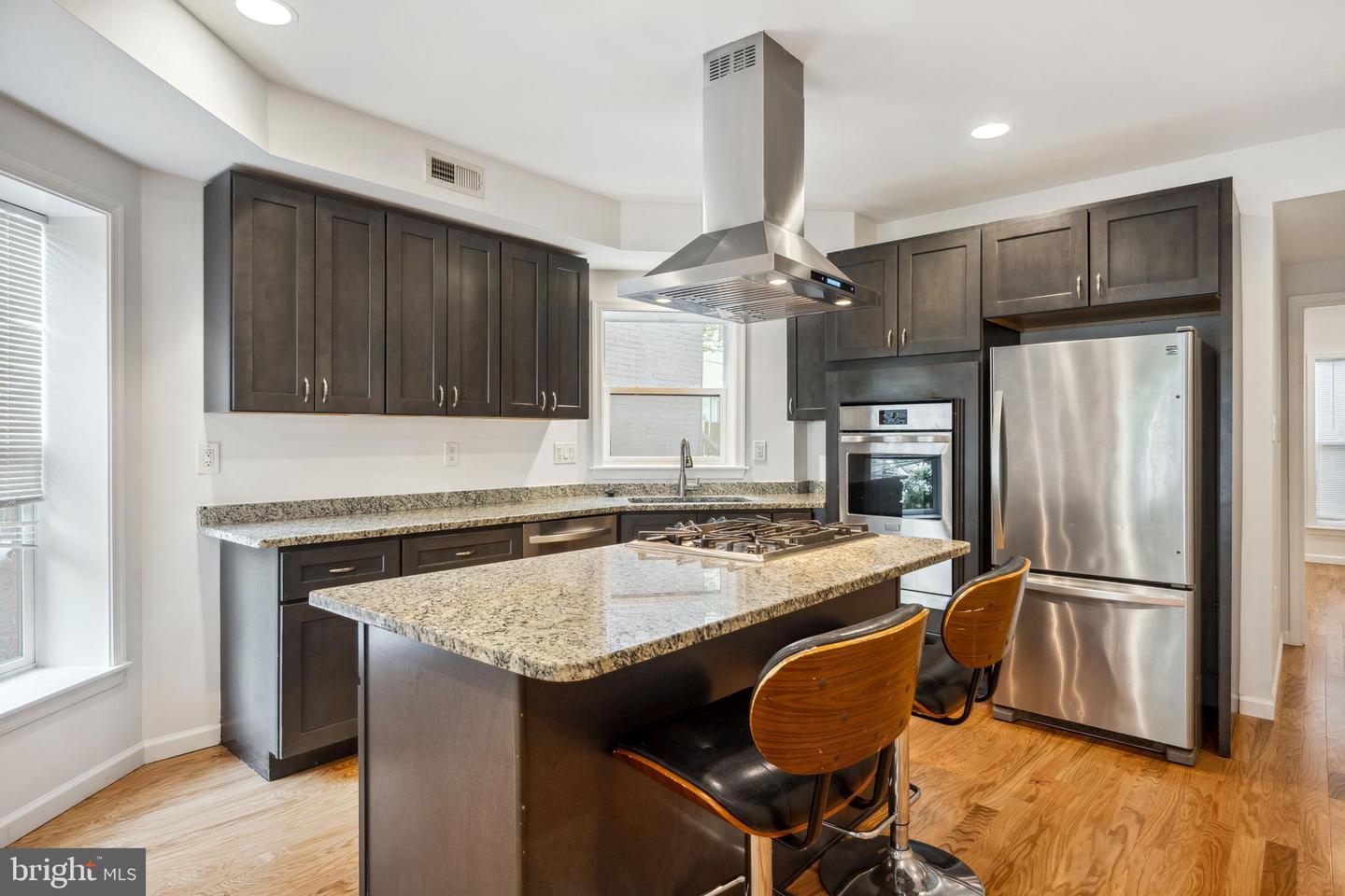 760 GRESHAM PL NW, WASHINGTON, District Of Columbia 20001, 5 Bedrooms Bedrooms, ,4 BathroomsBathrooms,Residential,For sale,760 GRESHAM PL NW,DCDC2205718 MLS # DCDC2205718