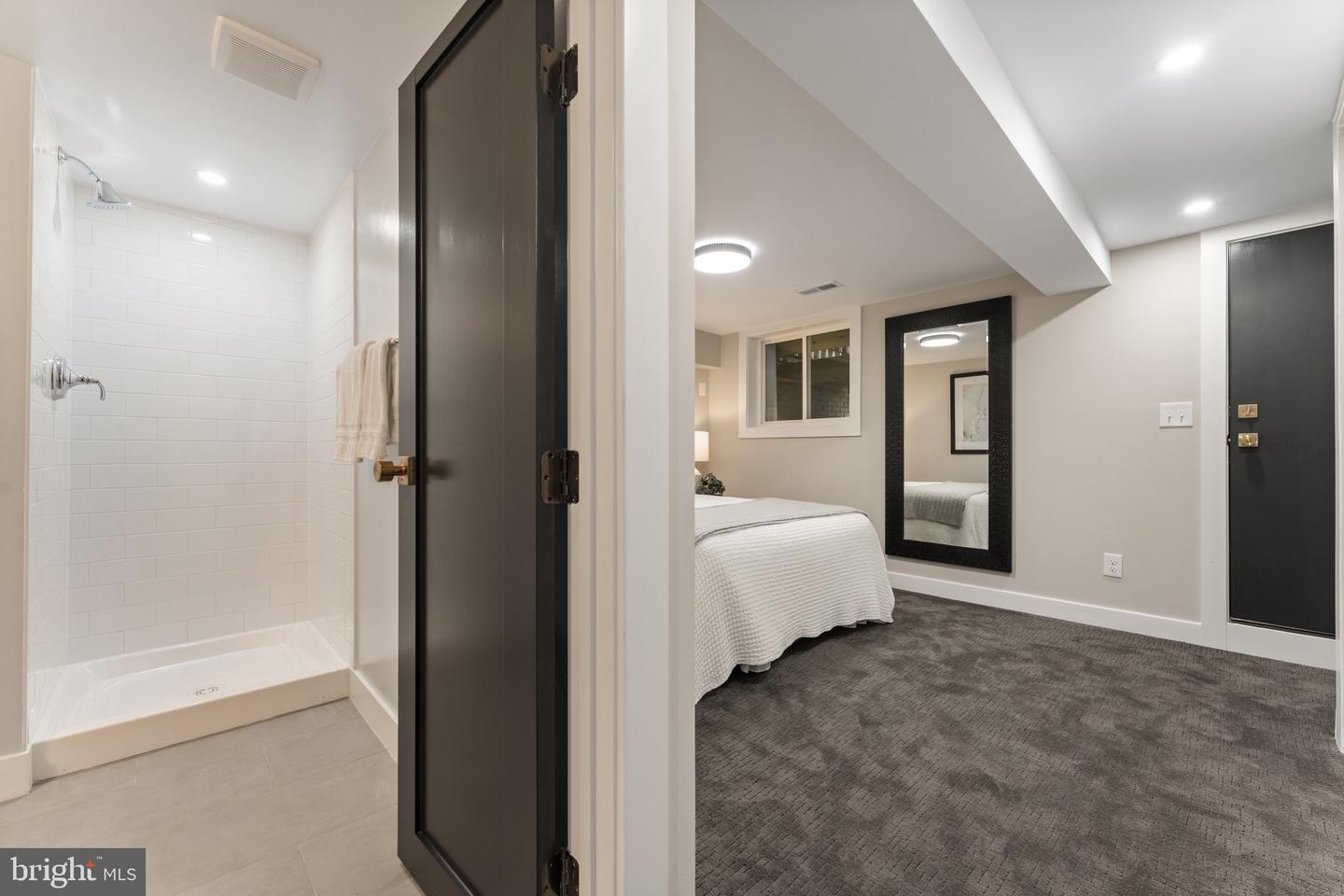 1505 E ST SE, WASHINGTON, District Of Columbia 20003, 3 Bedrooms Bedrooms, ,3 BathroomsBathrooms,Residential,For sale,1505 E ST SE,DCDC2205582 MLS # DCDC2205582