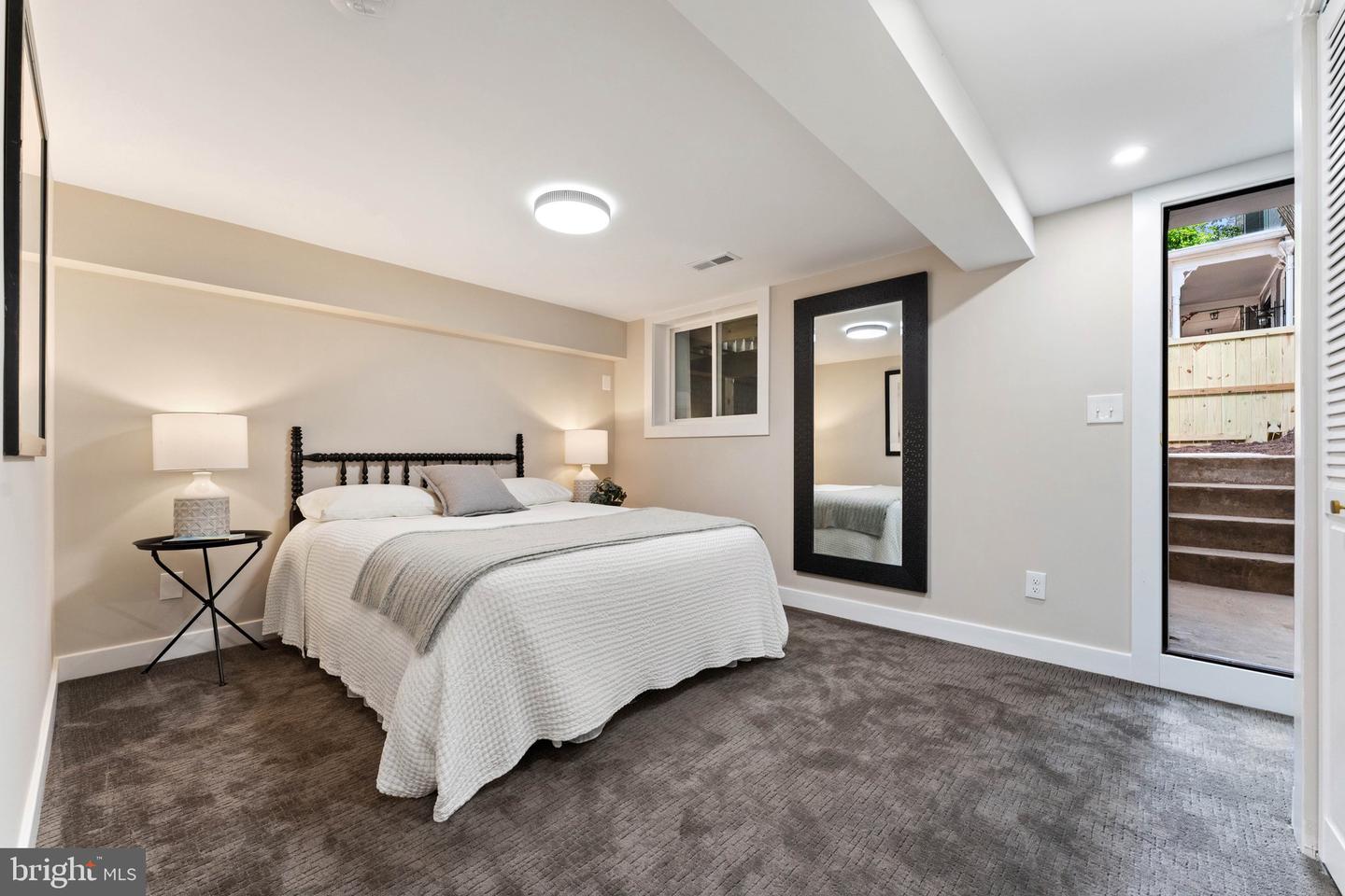 1505 E ST SE, WASHINGTON, District Of Columbia 20003, 3 Bedrooms Bedrooms, ,3 BathroomsBathrooms,Residential,For sale,1505 E ST SE,DCDC2205582 MLS # DCDC2205582