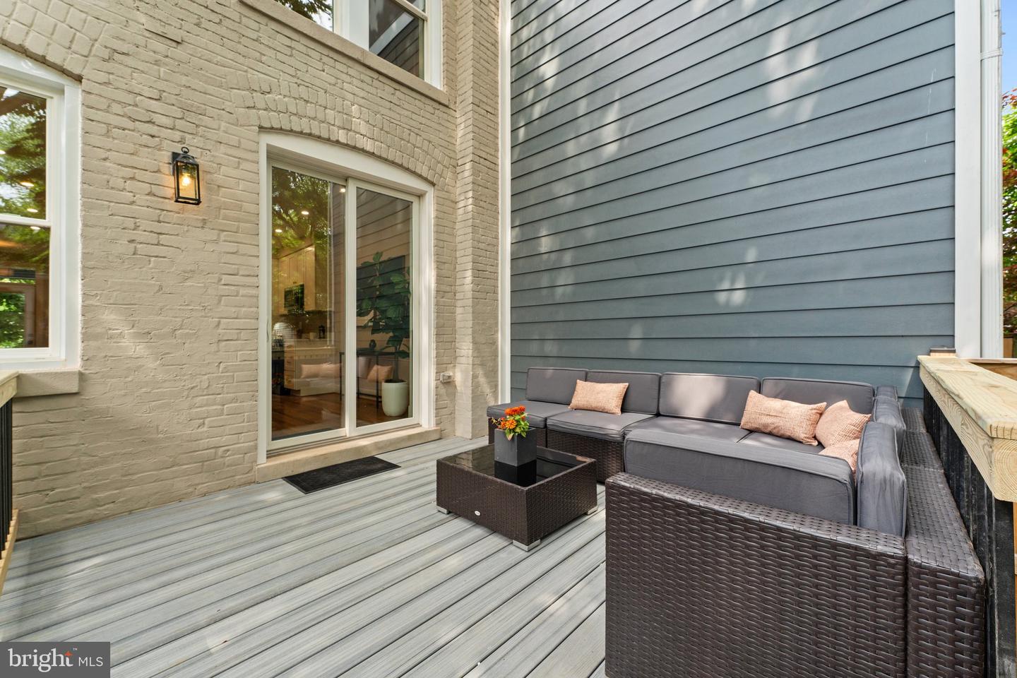 1505 E ST SE, WASHINGTON, District Of Columbia 20003, 3 Bedrooms Bedrooms, ,3 BathroomsBathrooms,Residential,For sale,1505 E ST SE,DCDC2205582 MLS # DCDC2205582