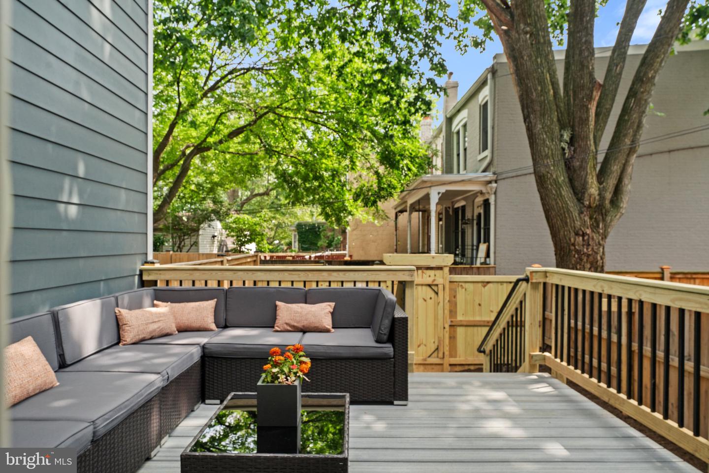 1505 E ST SE, WASHINGTON, District Of Columbia 20003, 3 Bedrooms Bedrooms, ,3 BathroomsBathrooms,Residential,For sale,1505 E ST SE,DCDC2205582 MLS # DCDC2205582