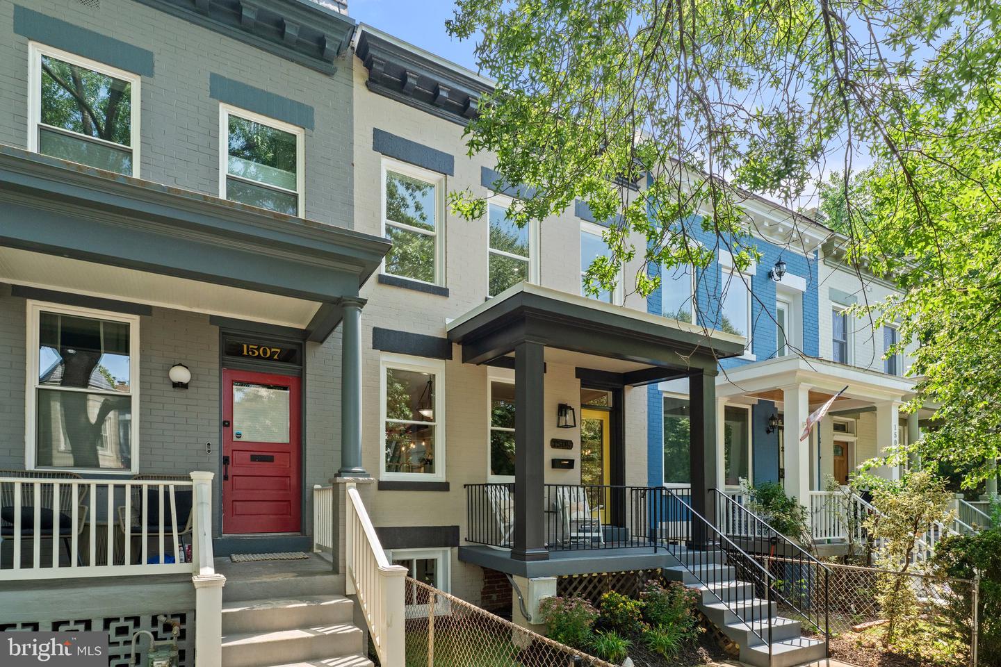 1505 E ST SE, WASHINGTON, District Of Columbia 20003, 3 Bedrooms Bedrooms, ,3 BathroomsBathrooms,Residential,For sale,1505 E ST SE,DCDC2205582 MLS # DCDC2205582