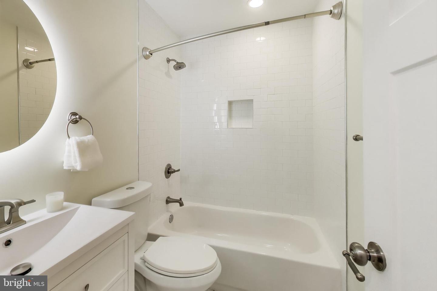 629 MORTON PL NE #1, WASHINGTON, District Of Columbia 20002, 2 Bedrooms Bedrooms, ,2 BathroomsBathrooms,Residential,For sale,629 MORTON PL NE #1,DCDC2205670 MLS # DCDC2205670