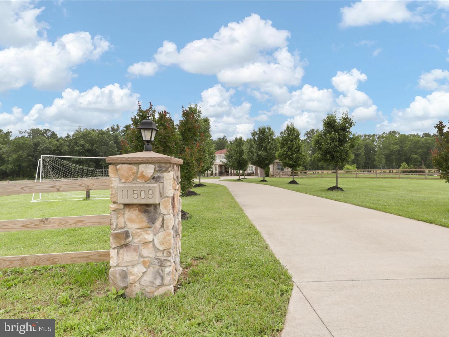 11509 ASBURY RIDGE CT, NOKESVILLE, Virginia 20181, 6 Bedrooms Bedrooms, ,7 BathroomsBathrooms,Residential,For sale,11509 ASBURY RIDGE CT,VAPW2097024 MLS # VAPW2097024