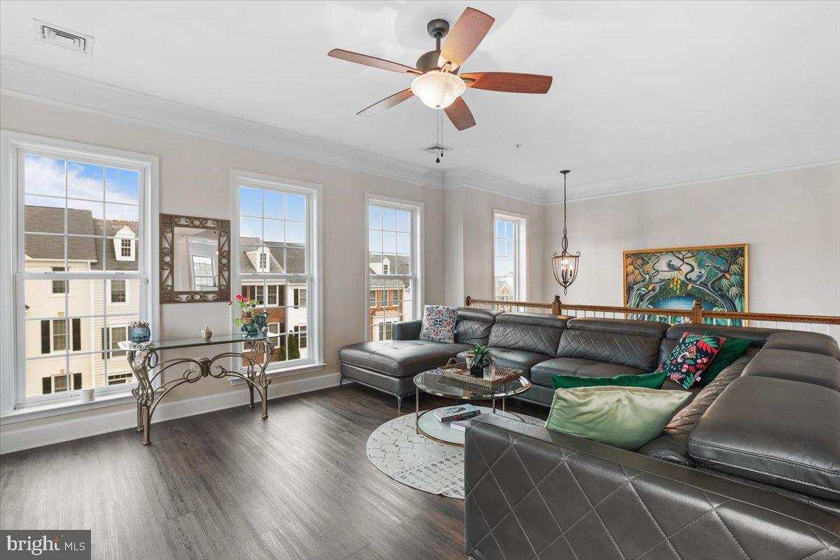14720 POTOMAC BRANCH DR, WOODBRIDGE, Virginia 22191, 3 Bedrooms Bedrooms, ,2 BathroomsBathrooms,Residential,For sale,14720 POTOMAC BRANCH DR,VAPW2097030 MLS # VAPW2097030