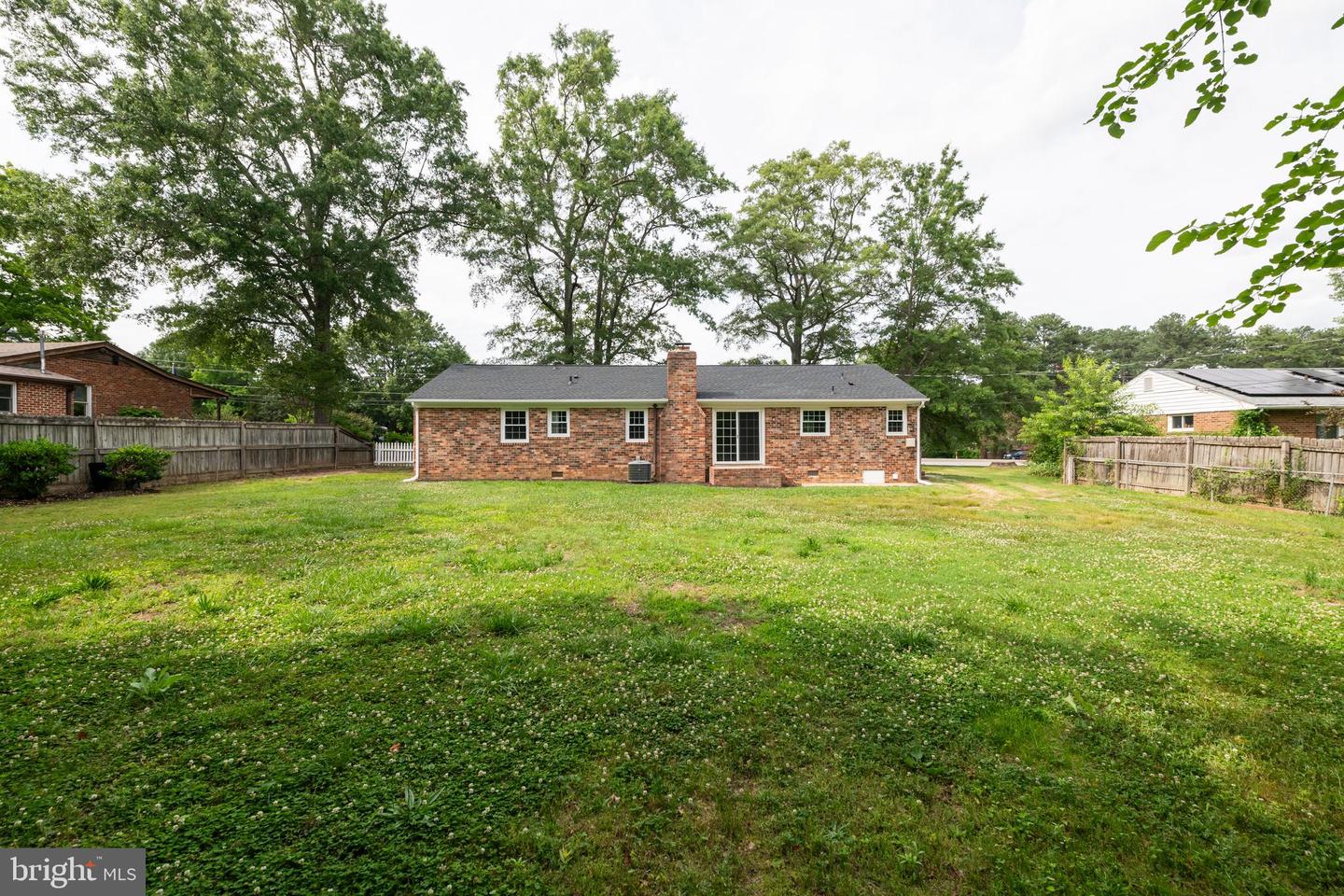 10401 W HUGUENOT RD, NORTH CHESTERFIELD, Virginia 23224, 3 Bedrooms Bedrooms, ,2 BathroomsBathrooms,Residential,For sale,10401 W HUGUENOT RD,VACF2001188 MLS # VACF2001188