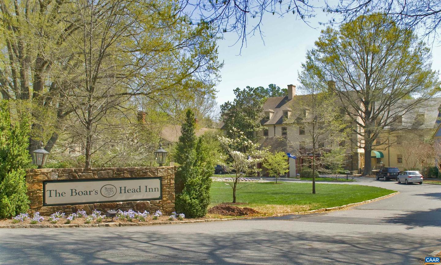500 CRESTWOOD DR #2203, CHARLOTTESVILLE, Virginia 22903, 2 Bedrooms Bedrooms, ,2 BathroomsBathrooms,Residential,For sale,500 CRESTWOOD DR #2203,665707 MLS # 665707